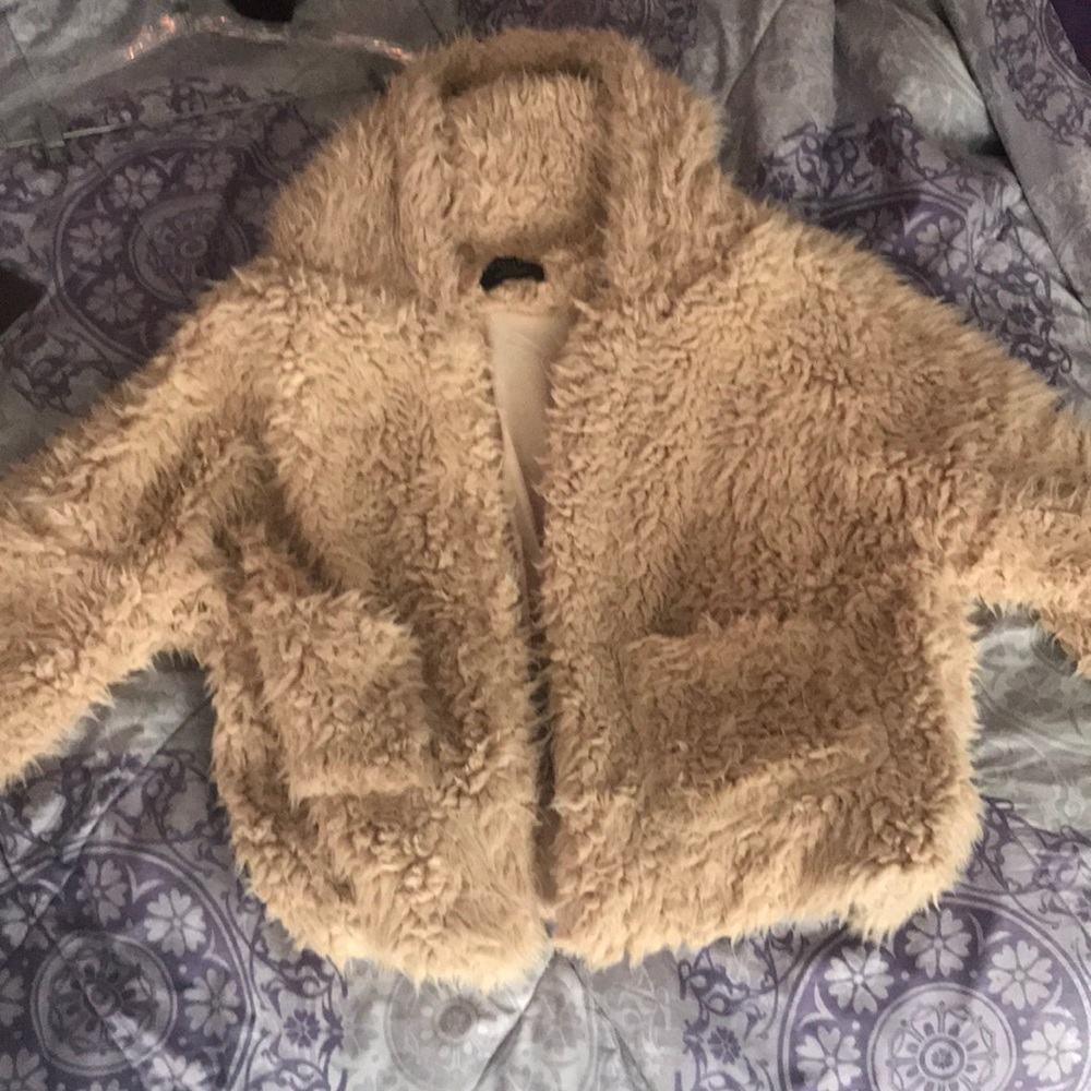 Fuzzy jacket with pockets